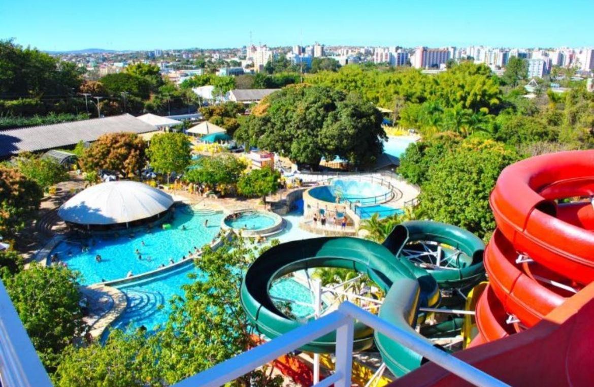 Spazzio Di Roma E Parque Acqua Park-splash Caldas Novas